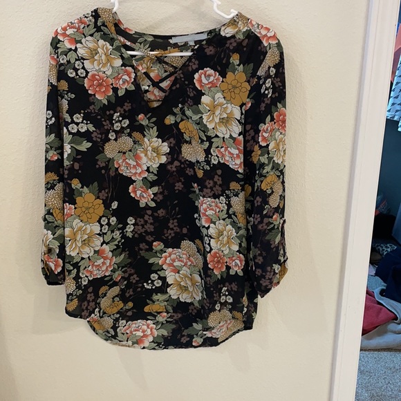 Floral blouse - Picture 2 of 6
